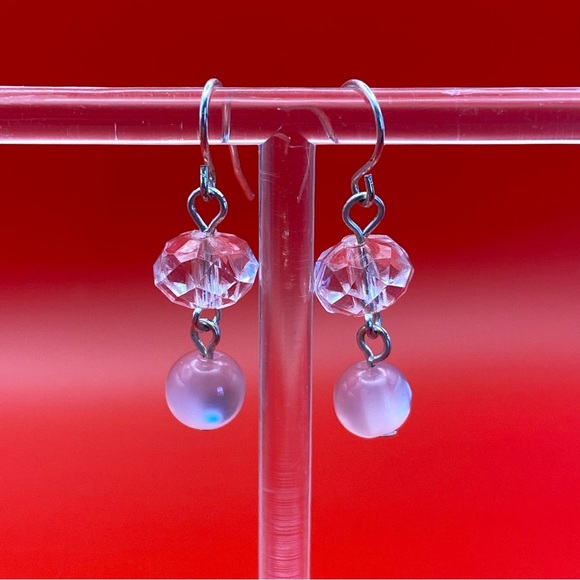 Cute Pink Dangle Earrings - Picture 1 of 2